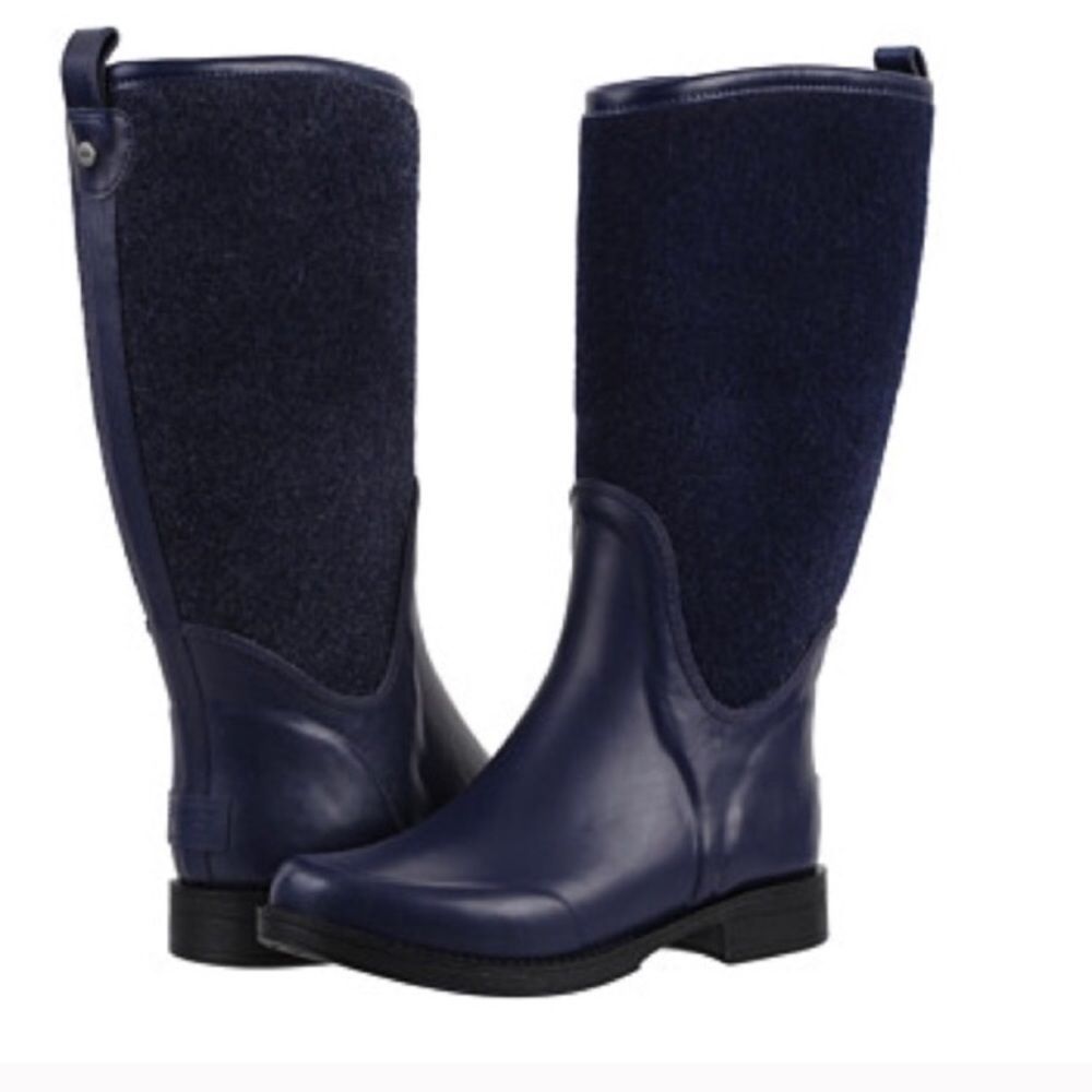 UGG REIGNFALL RIAN BOOT- NAVY